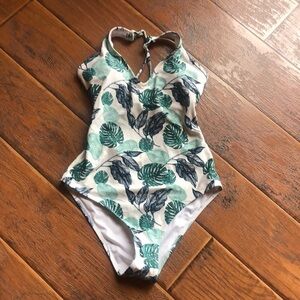 Cupshe Swimsuit - Size Small